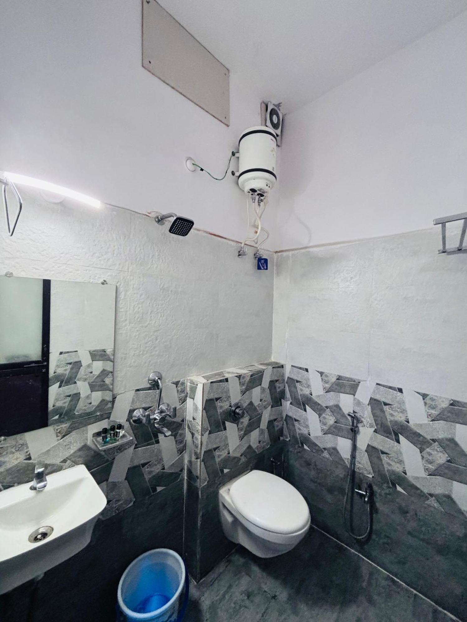 Hotel Ps Residency Bénarès Extérieur photo